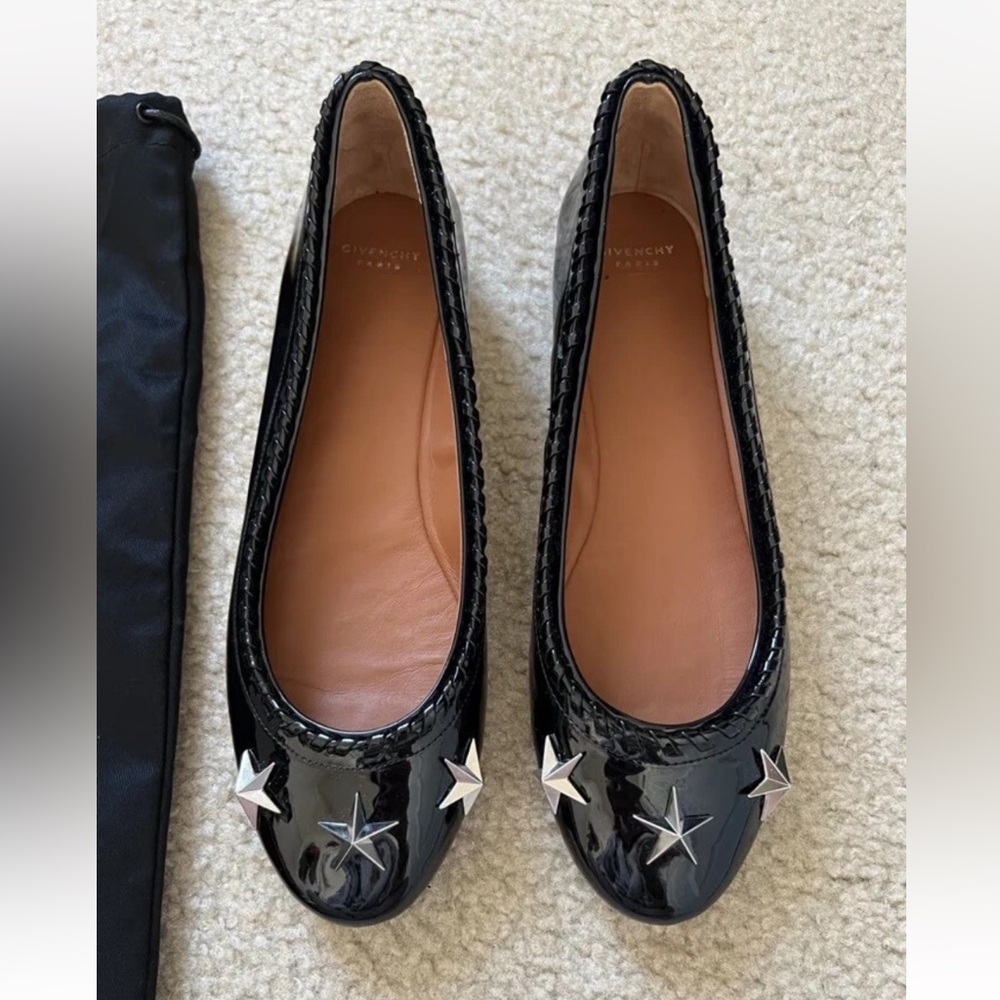 Givenchy Black Star Studded Whipstitch Leather Ballet Flats